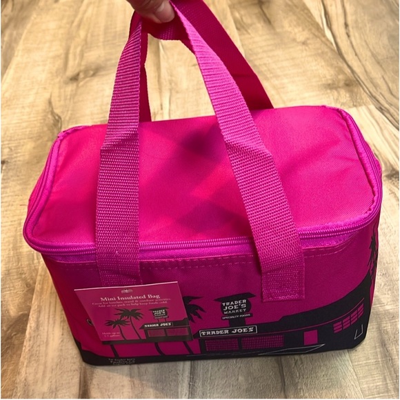 Trader Joe’s Lunchboxes Limited Edition - Picture 3 of 4